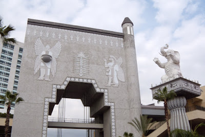 Egyptian angel hieroglyphics at Hollywood and HIghland