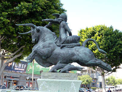 Sunset & Vine bull statue