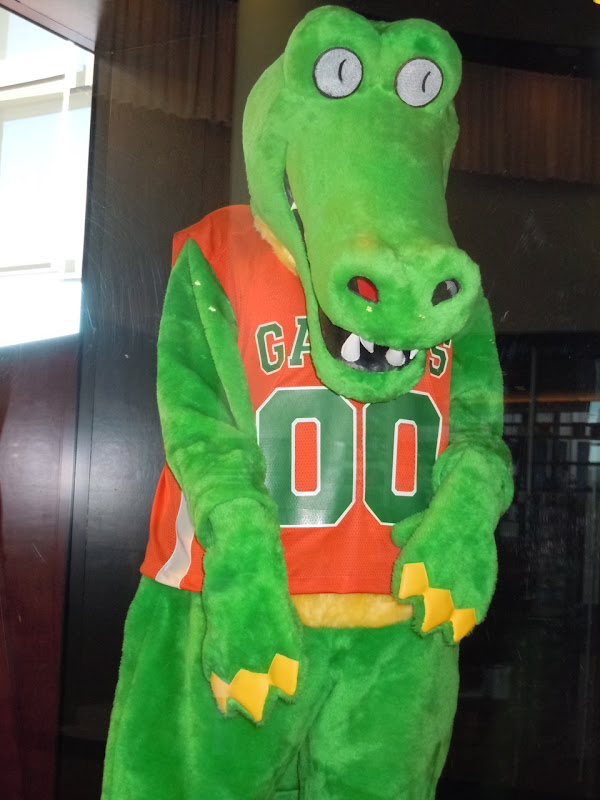 Kristen Bell Gators mascot You Again costume