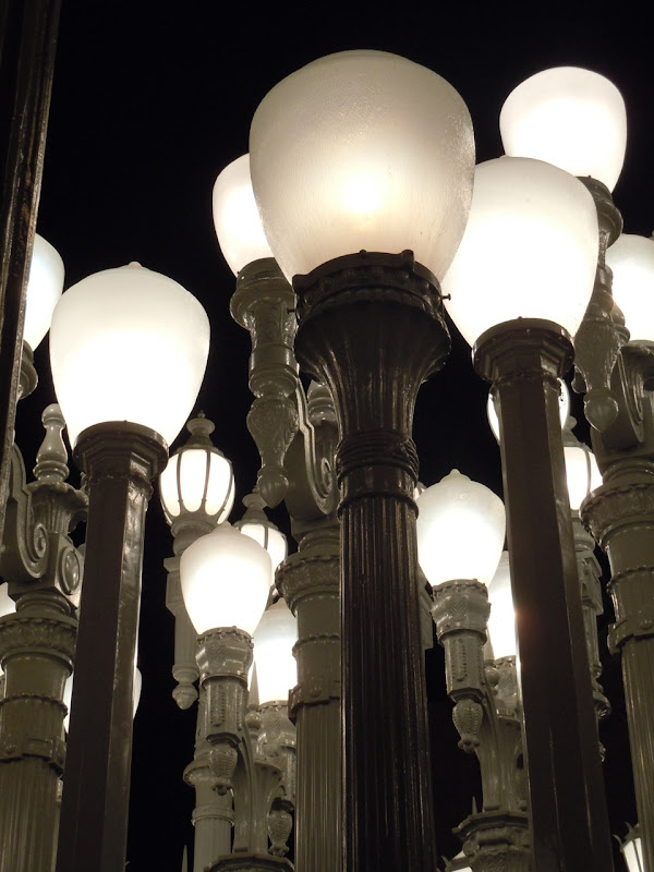 Chris Burden's Urban Light by night