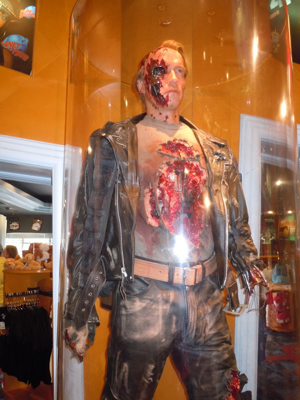 Arnold Schwarzenegger Terminator 2 cyborg