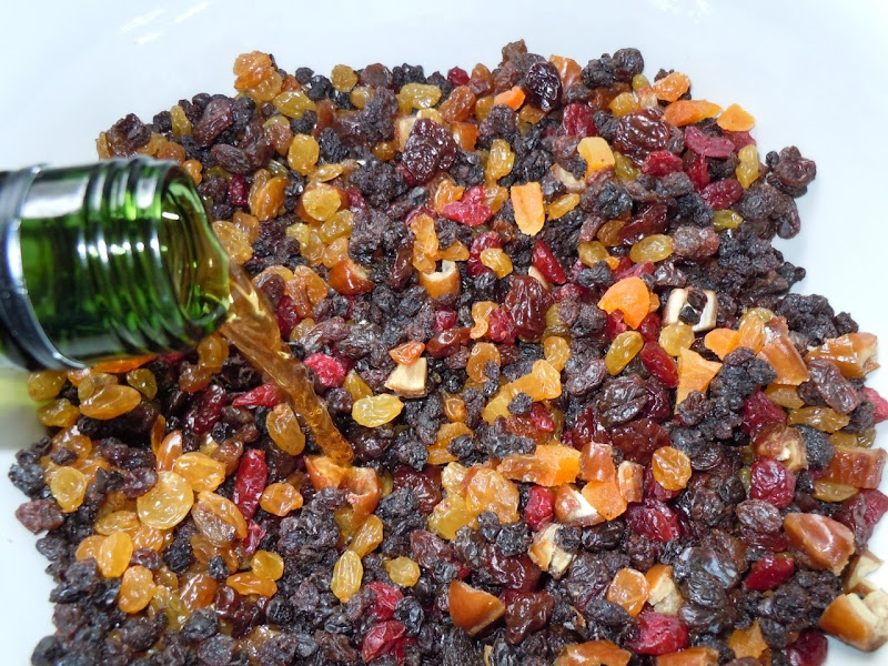 Soaking fruitcake ingredients