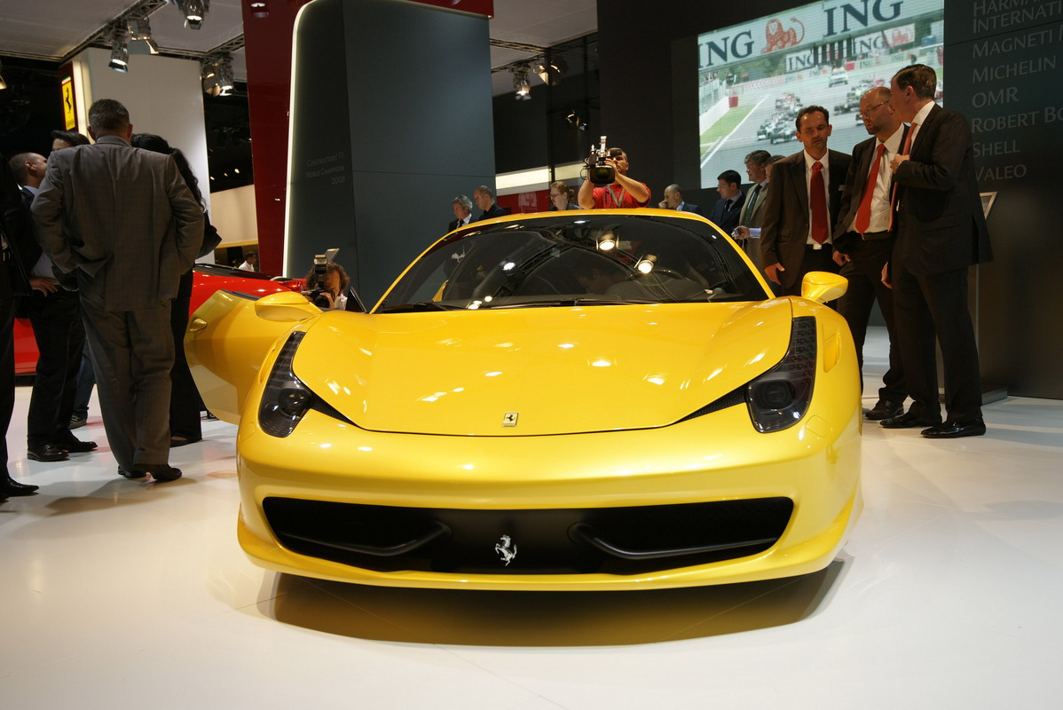 [Ferrari+458+Italia+6.jpg]