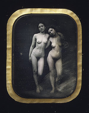 Two_nudes_standing_Moulin
