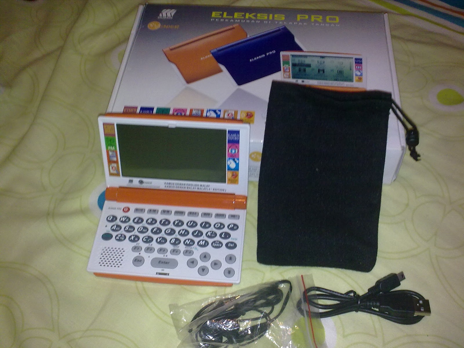 ViaVerra TrendyTotes 2010 Friend s preloved Kamus Elektronik