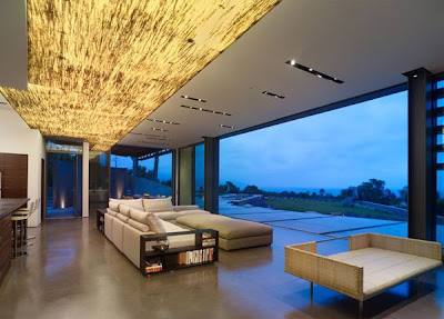 Modern Luxury House in Point Dume