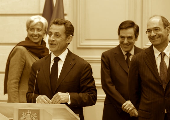[sarkozy-sommet-social_92.jpg]