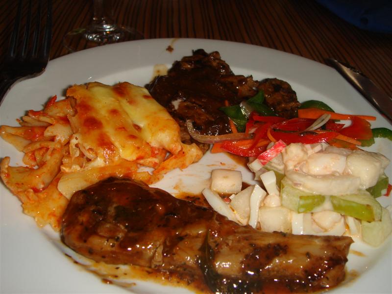 [DSC04401+(Medium).JPG]