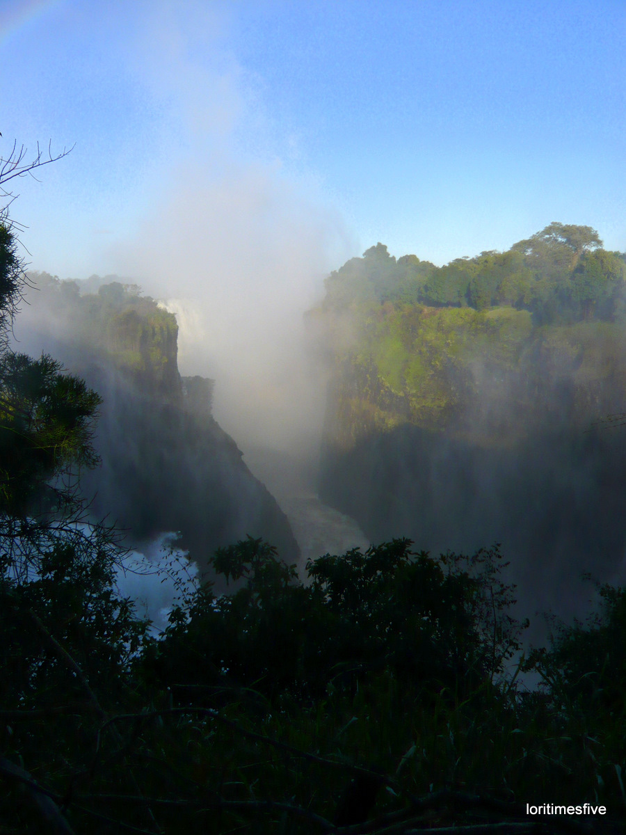 [Victoria+Falls-18.JPG]