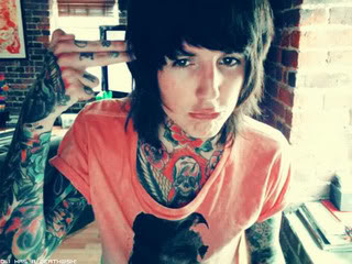 oli sykes shorts