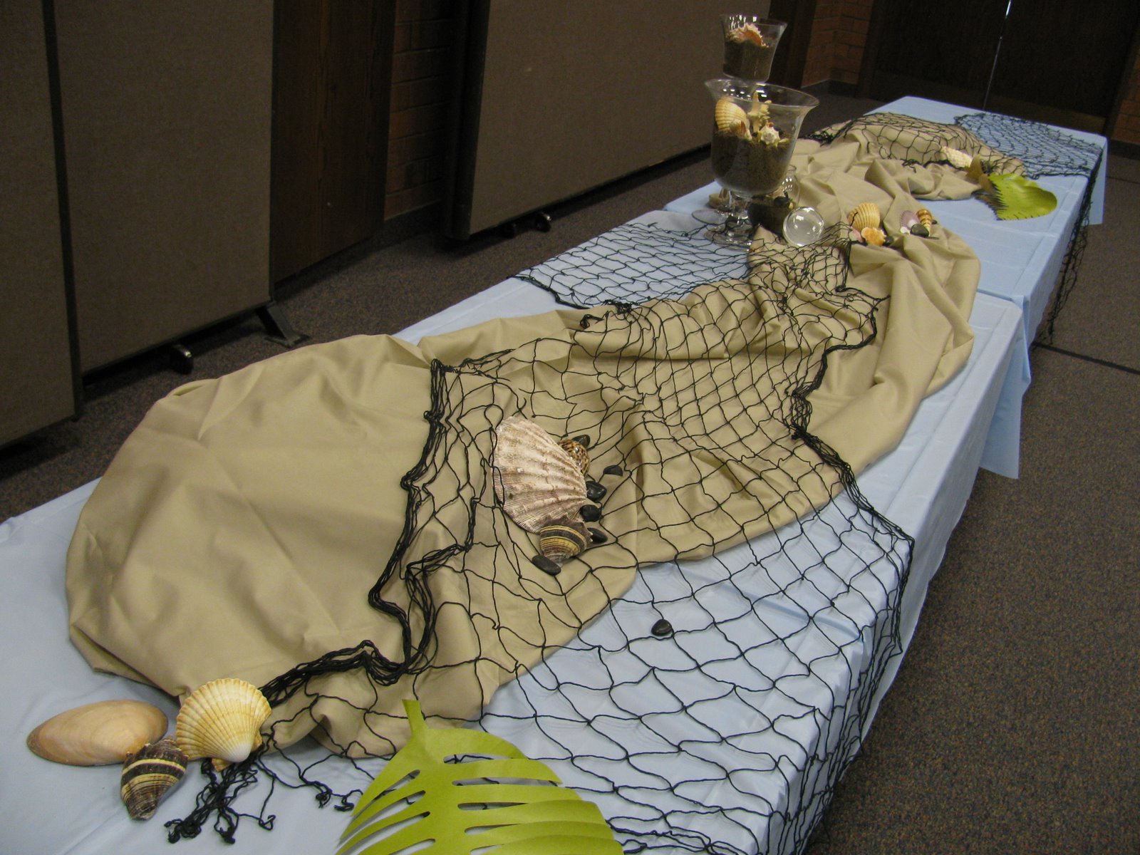 Cheap-aholic: Hawaiian decorations