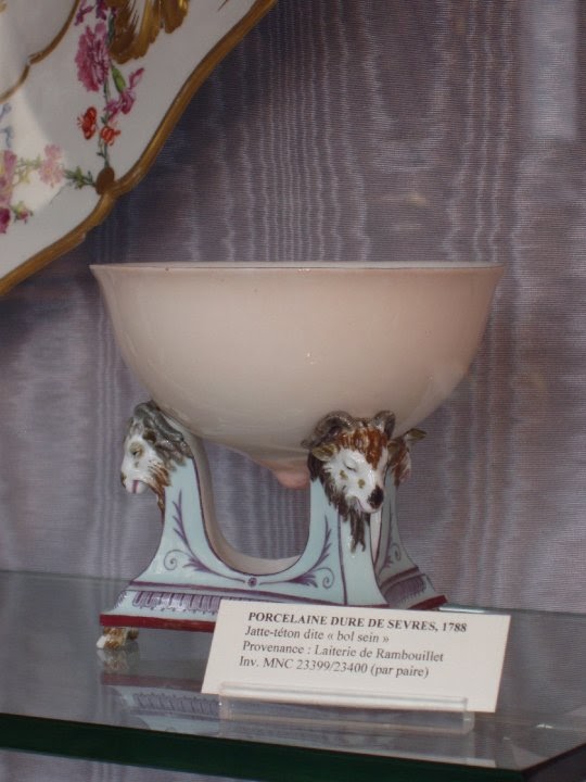 marie antoinette breast Marie antoinette breast
