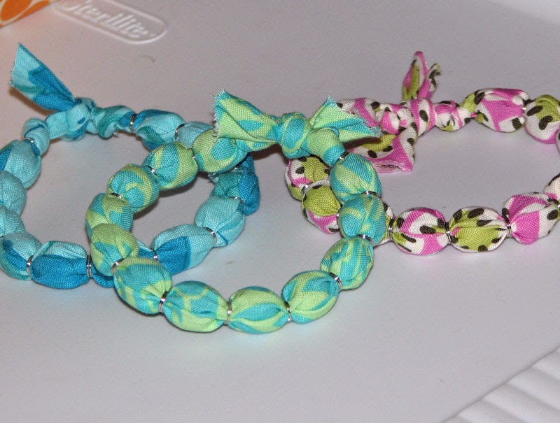 Sew Fantastic Tutorial Fabric Scrap Bracelets