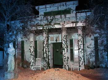Paper model haunted house Paper model haunted house