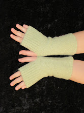 Green Fingerless Gloves