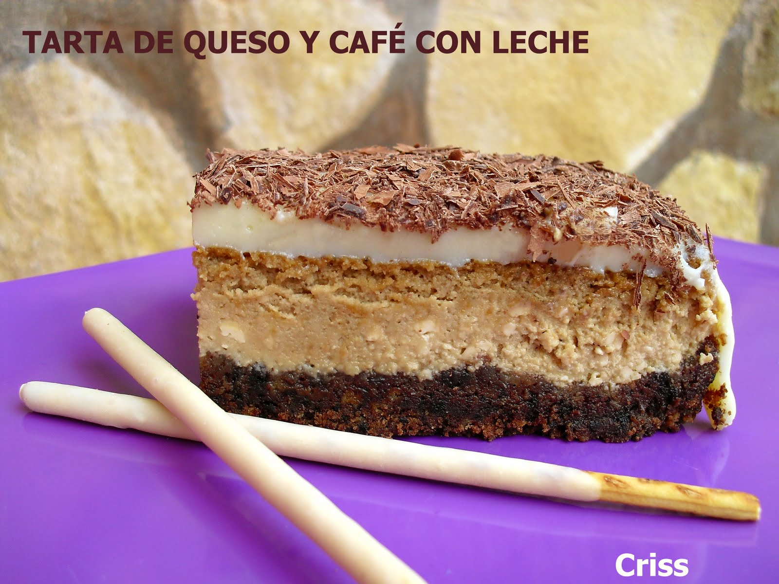 ALIMENTA TARTA DE QUESO Y CAFÉ CON LECHE