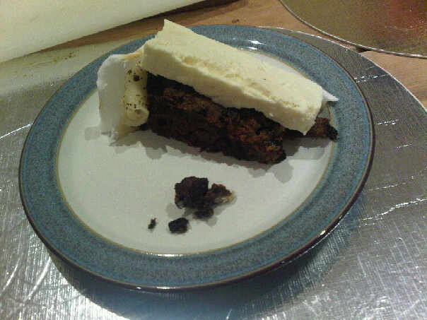 [christmas+cake+with+cheese+grommit.jpg]