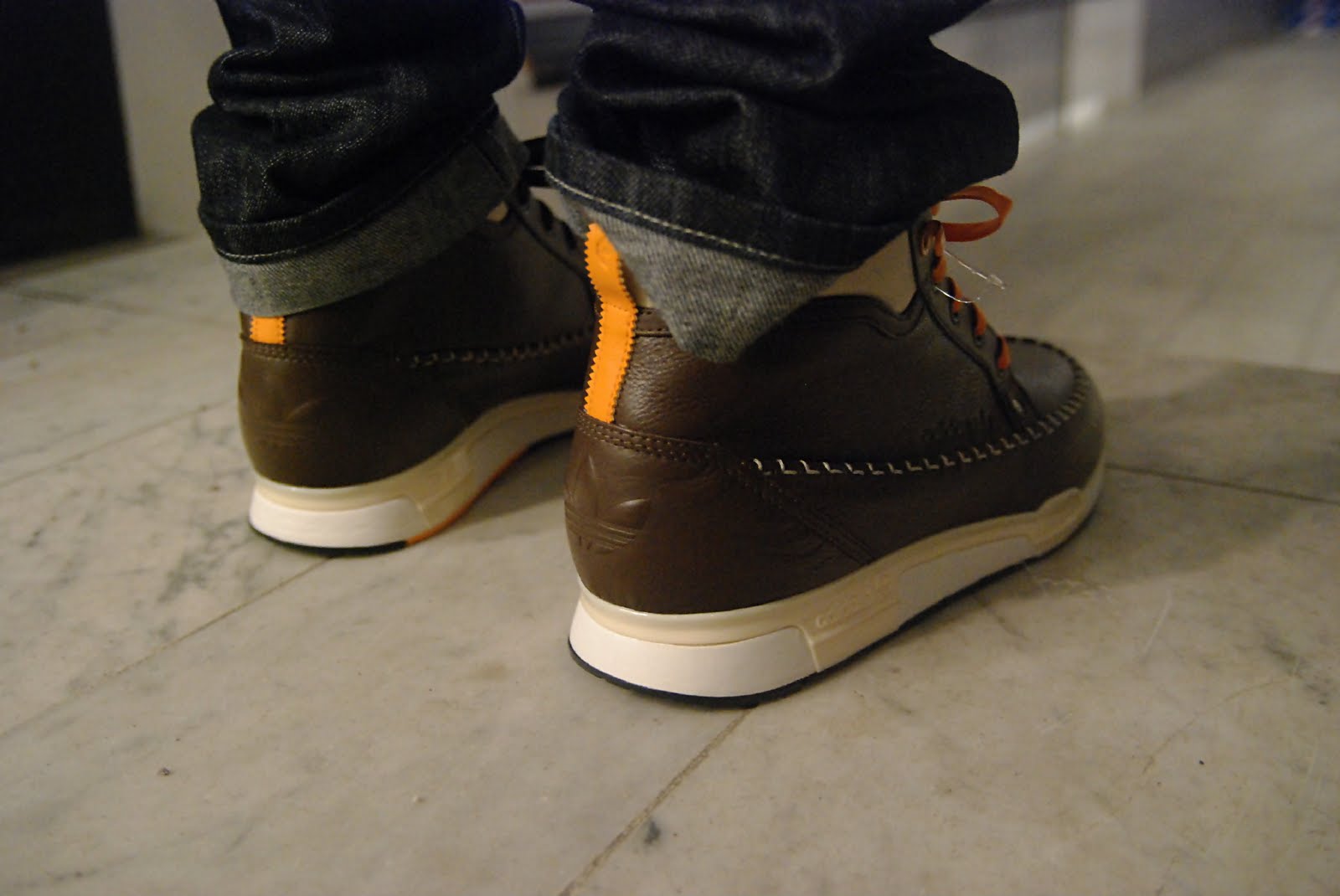 adidas originals zx 800 online