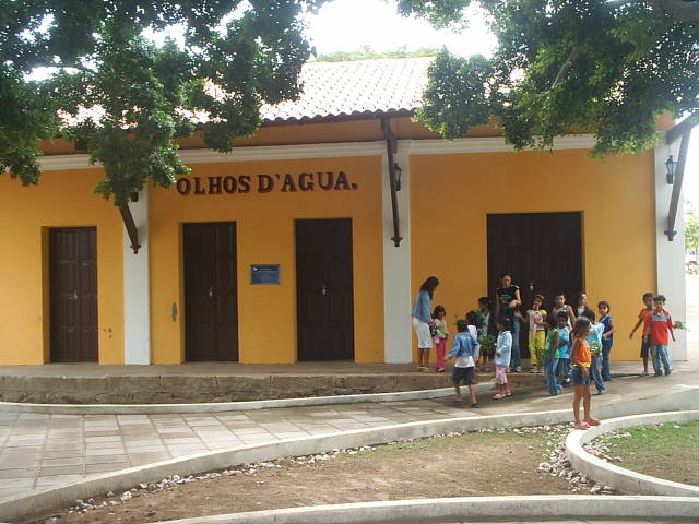 [S2010017_2.JPG]