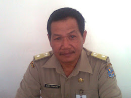 Pak Budi Pramono, Lurah Babat Jerawat, Pakal, mendukung "RW08 be WINNER Surabaya Berbunga 2010"