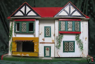 gee bee dolls house