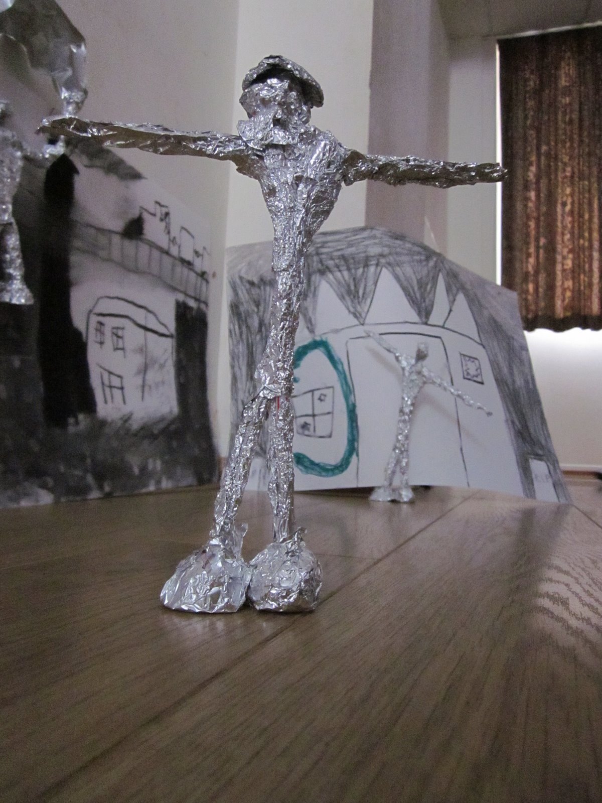Balfron ArtWorks Tin foil sculptures and backgrounds