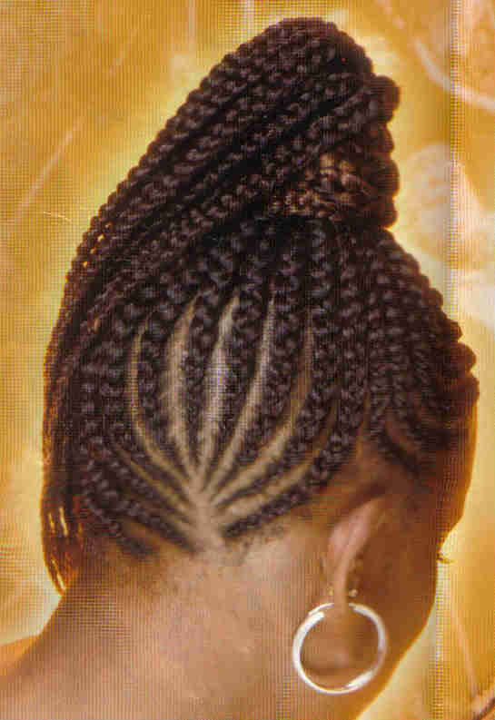 Lagos Society Women Turns Their Male Hairstylists Into Sex