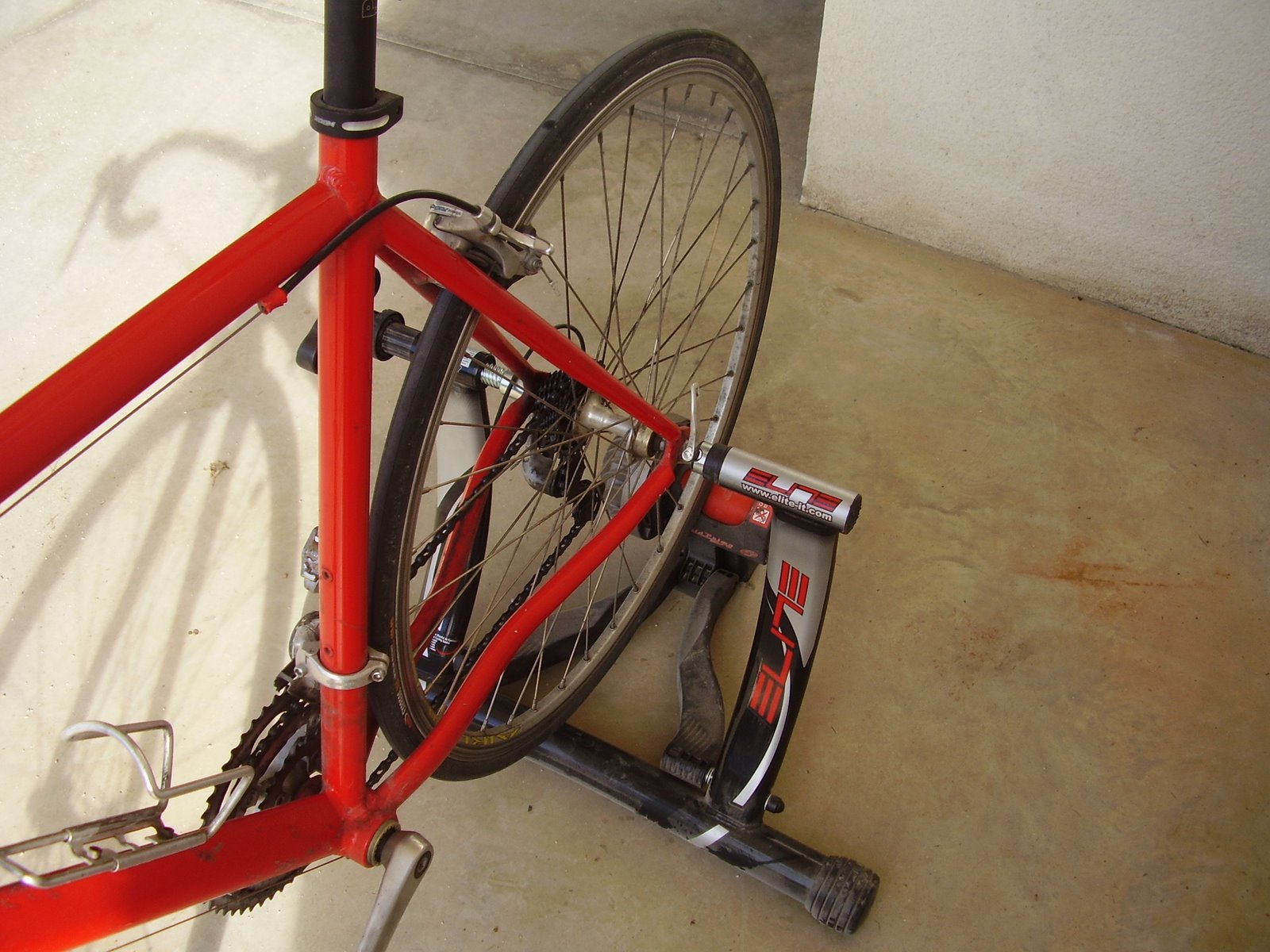 [bik003.jpg]