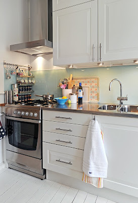 Casas pequeñas: Una casa de 48 metros cuadrados, Pequeños espacios