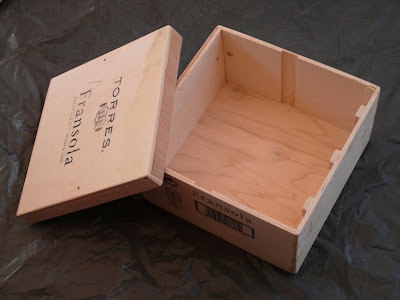 antes y después, caja de vino, reciclado, reciclaje, hecho a mano, caja pintada