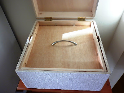 Antes y después de una caja de vino, reciclado, reciclaje