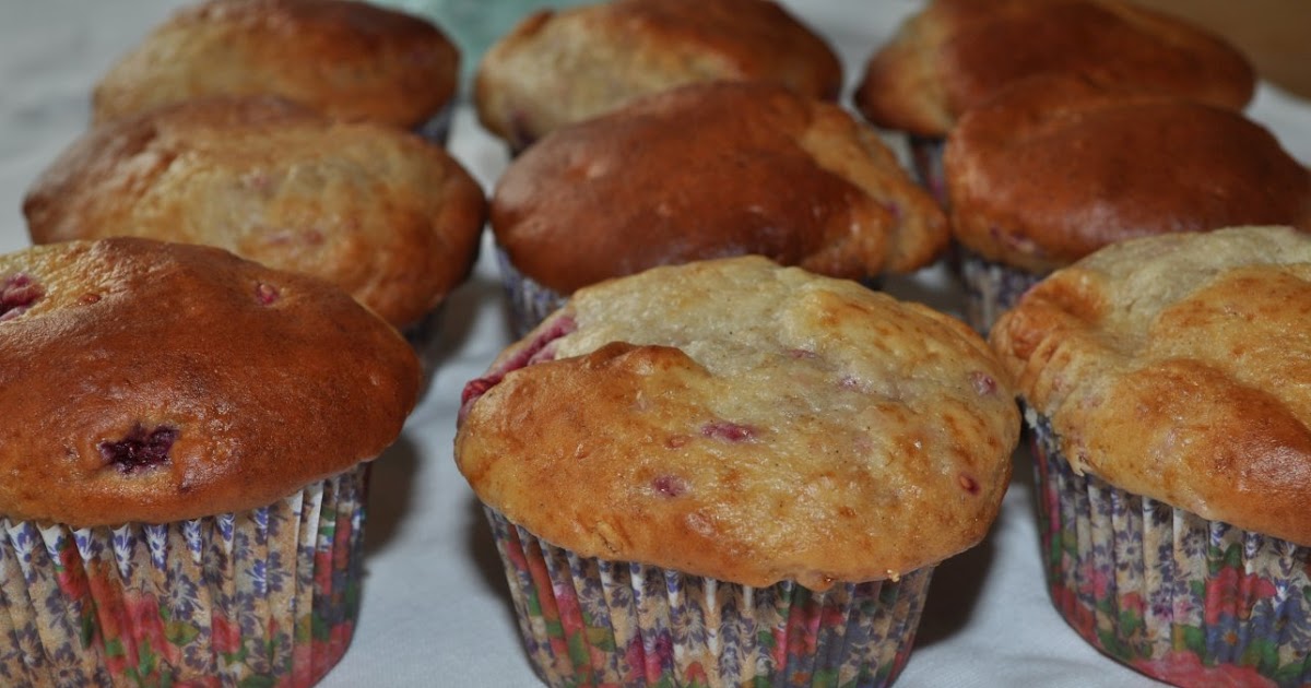 Lisas bakverk Nyttiga muffins med hallon i kan man baka... ;)