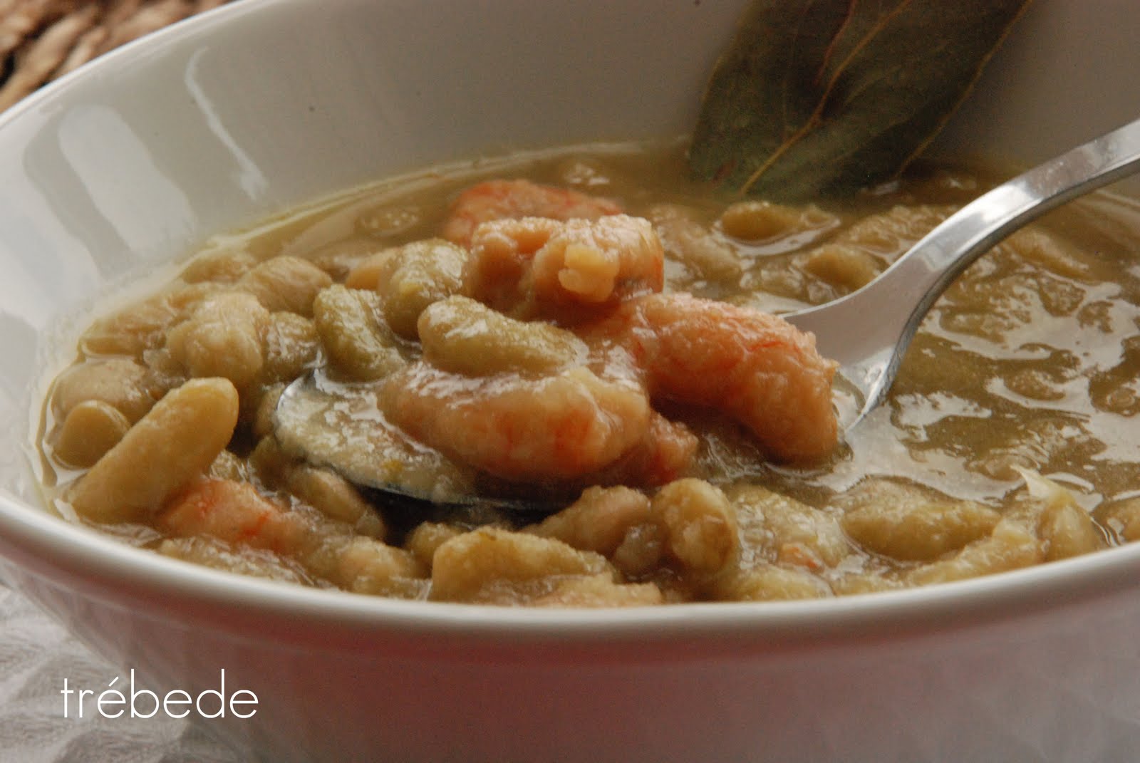 FABES CON GAMBAS fabes con gambas: