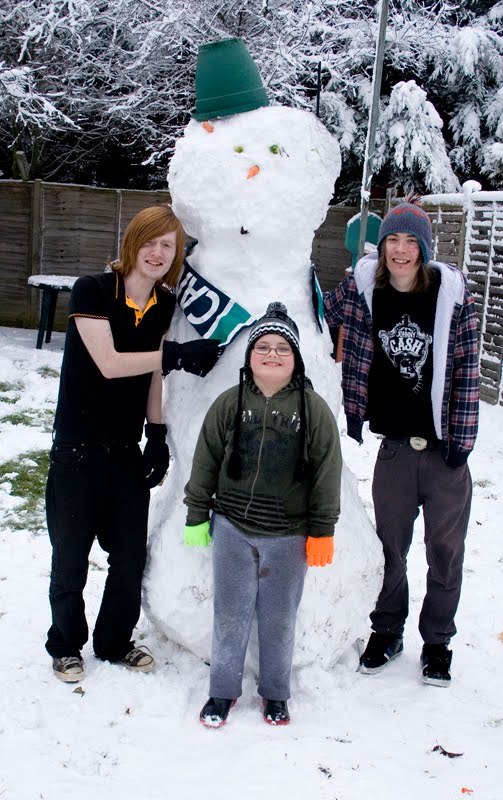 [snowz_03.jpg]
