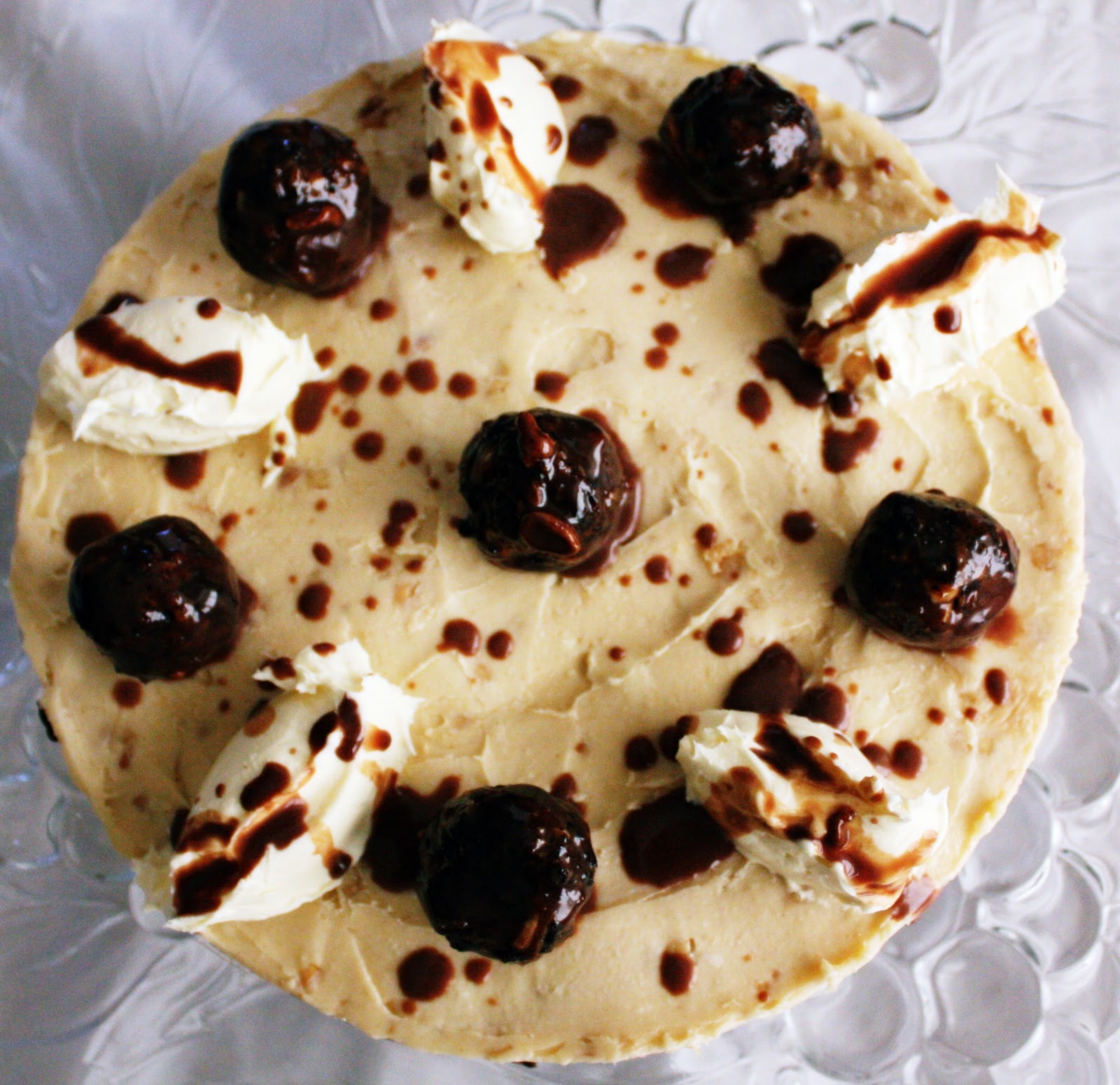 Delissimon Peanut Butter Cheesecake with Gluten Free Base