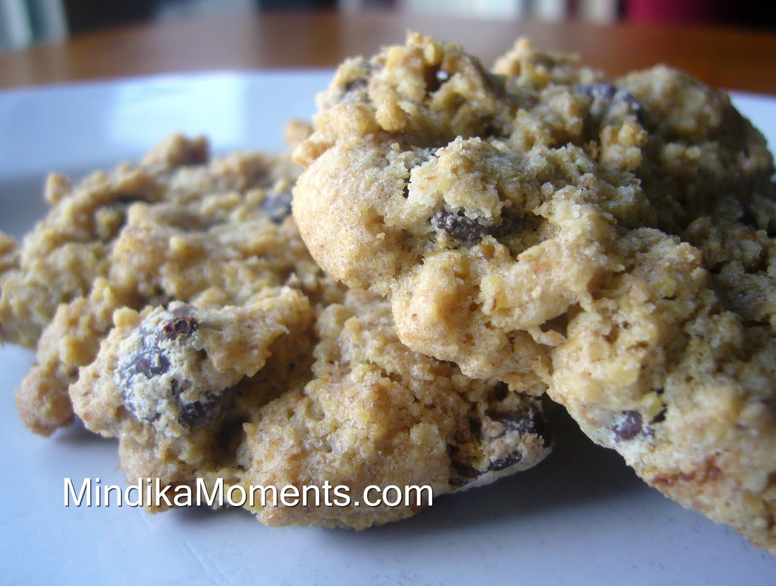 Mindika Moments FLAXSEED OATMEAL CHOCOLATE CHIP COOKIES