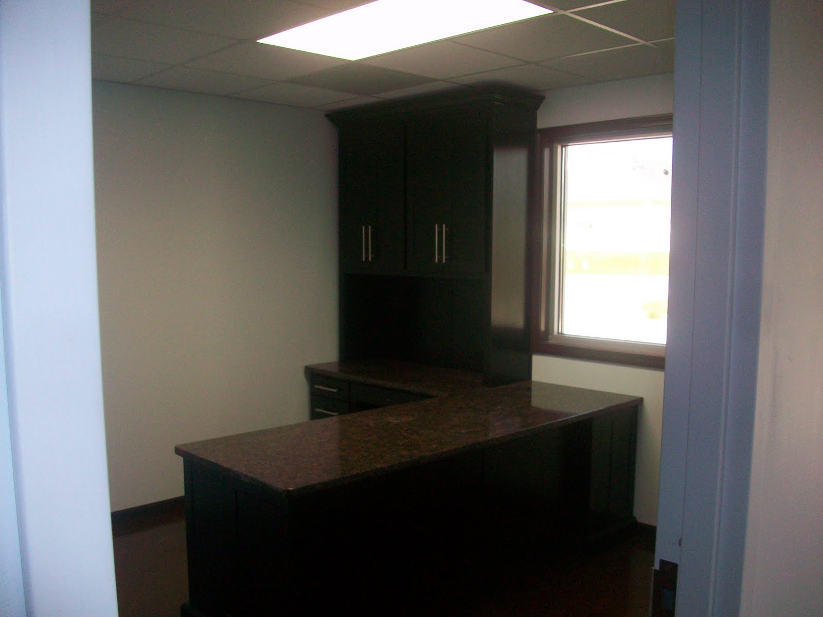 Kitchen cabinets kansas city Posted by Stonewood at 10:37 AM