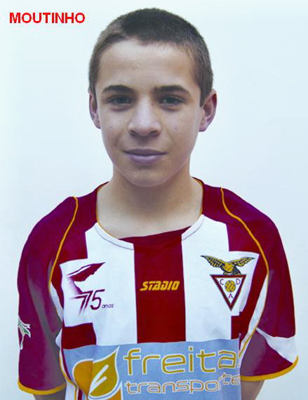 [Moutinho.JPG]