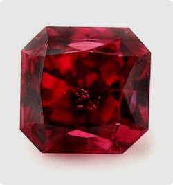 Fancy Red Diamond