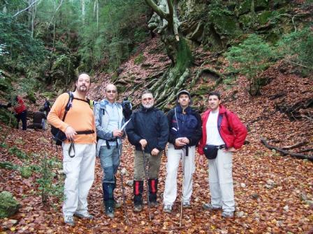 [RUTA+DEL+HAYEDO+DELS+PORTS+26-10-2008+030.jpg]