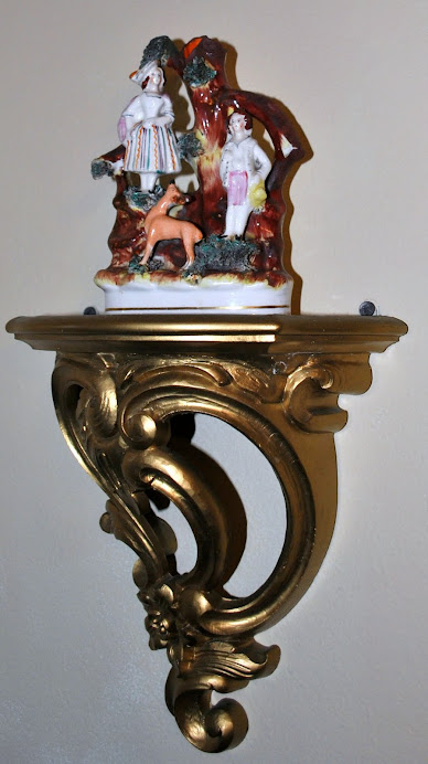 An 18th-century spill vase