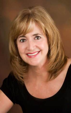 [Julie-Lessman-2-11.jpg]