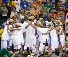 [one+team+scrum.jpg]