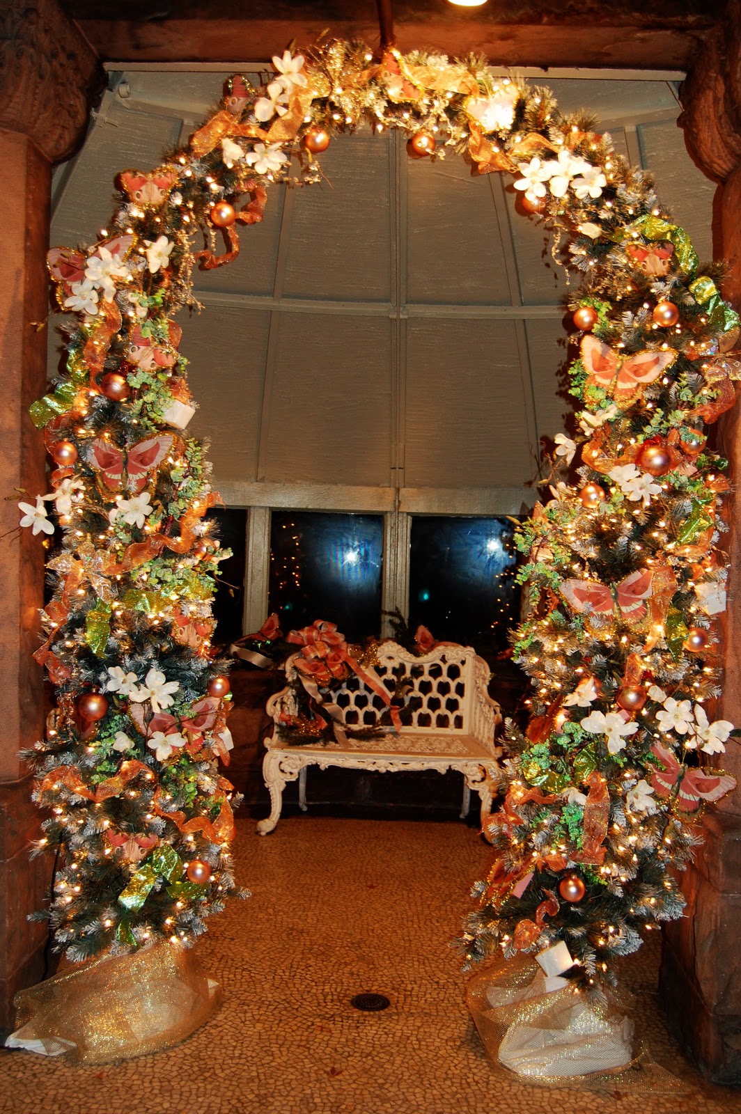 http://4.bp.blogspot.com/_H2FVd_RLJ_0/TQkQ9osBmSI/AAAAAAAAADM/jLYiVLBIX4E/s1600/080+copy.jpg