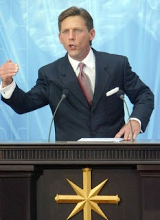 scientology leadership rife with physical violence, report says scientology leadership rife with physical violence, report says