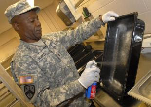 dining facility keeps 'vibrant response' fueled up dining facility keeps 'vibrant response' fueled up