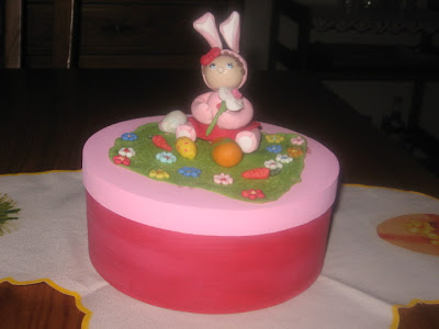 coelhinhos de Pascoa em biscuit