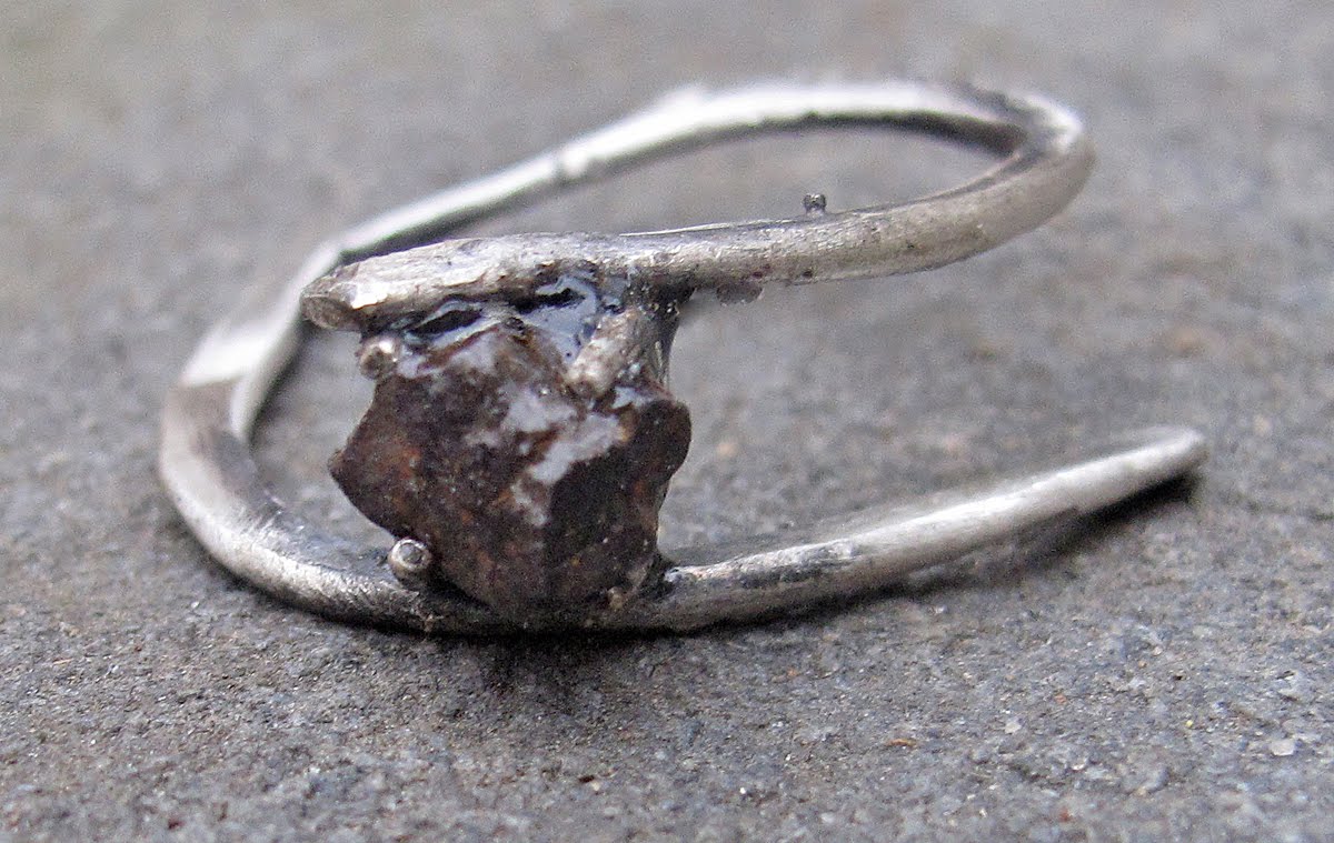 Carbonado Ring