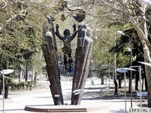 დედაენის ძეგლი