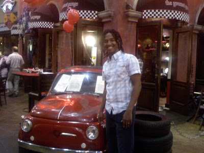 nakaed comedy in a wine muse bar nakaed comedy in a wine muse bar